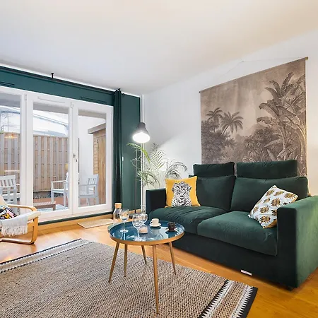 Cosy'n Paris - Parking Secure - Metro 14 - Wifi - Terrace - Premium Bedding Apartment *